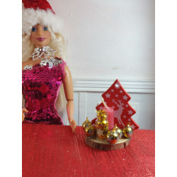 1:6 Barbie dolls. Centerpiece with real candles and matching balls. CHRISTMAS n1