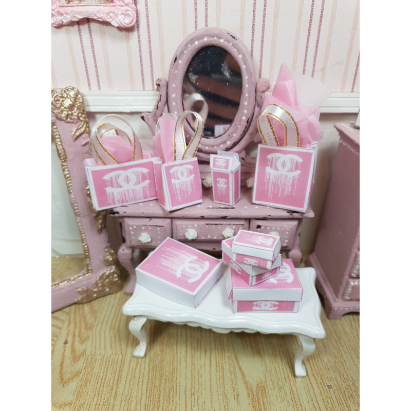1:12 doll house. Gift boxes and bags set. PINK CHANEL