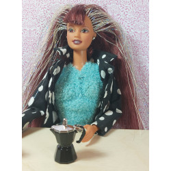 Muñecas 1:6  Barbie. Cafetera italiana. NEGRA