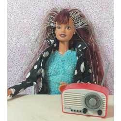 Muñecas 1:6 Barbie. Blythe.RADIO VINTAGE