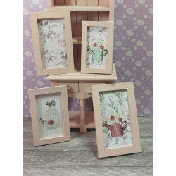 Dollhouse 1:12. Lot of 4 shabby pink paintings
