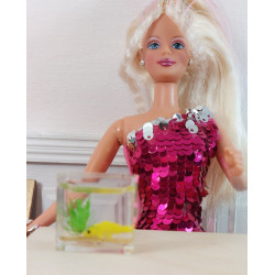 Muñecas 1:6. Barbie. Playscale. Pecera.