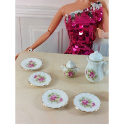 1:6 Barbie dolls. Complete tea set