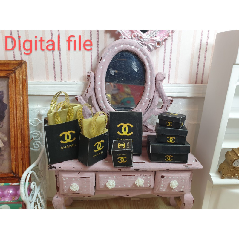 1:12 doll house. Gift boxes and bags set. CHANEL ORO