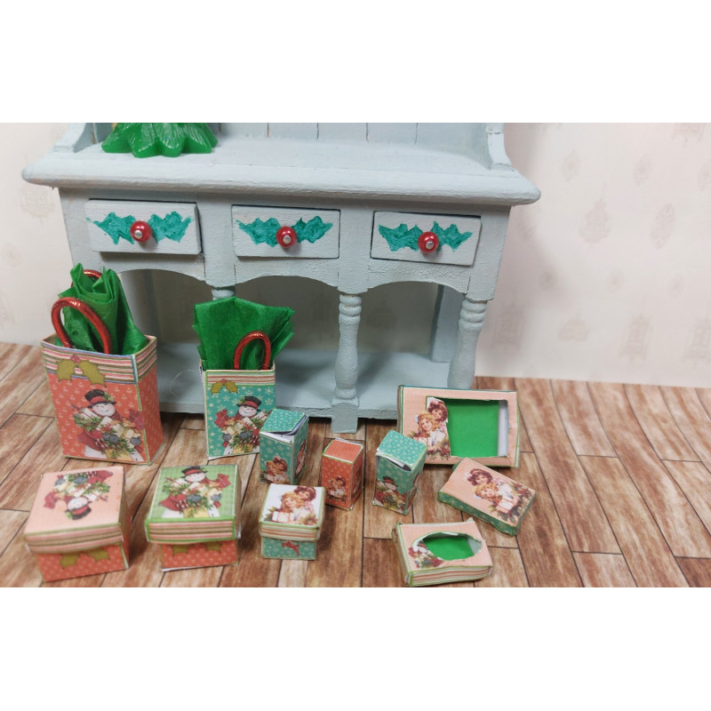 1:12 doll house. Gift bags and boxes set. Christmas. VINTAGE