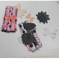 1:6 scale dolls Wrapping paper with bows. HALLOWEEN PINK