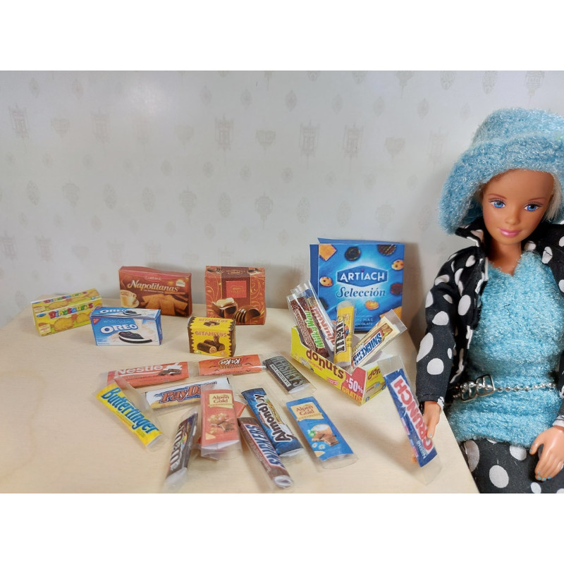 1:6 dolls. Barbie. modern chocolate boxes