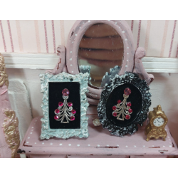 Dollhouse 1:12. Miniature painting with Christmas tree