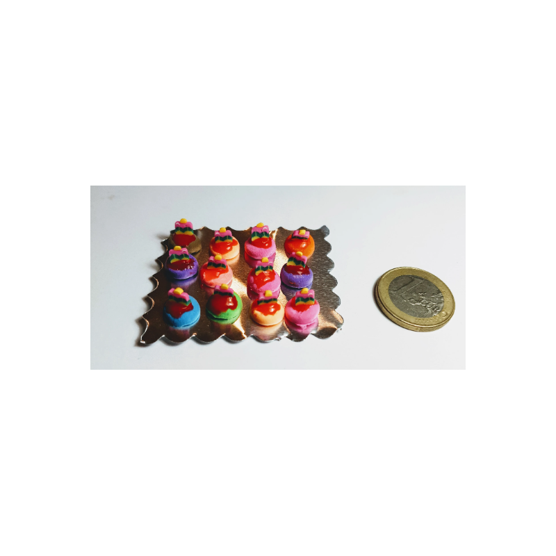 Miniature alimentaire 1/12ème Lot 12 cupcakes individuels