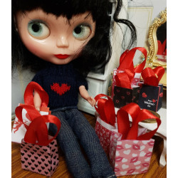 Muñecas 1:6. Barbie. Conjunto bolsas San Valentín.