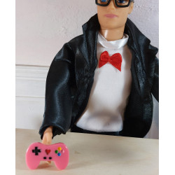 Dolls 1:6 KEN. TOYS . Game console control.