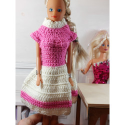 Muñecas 1:6. Barbie. Vestido corto  CROCHET