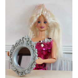Dolls 1:6. Barbie. Classic silver mirror.