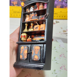 Dollhouse 1:12. Complete hand painted furniture